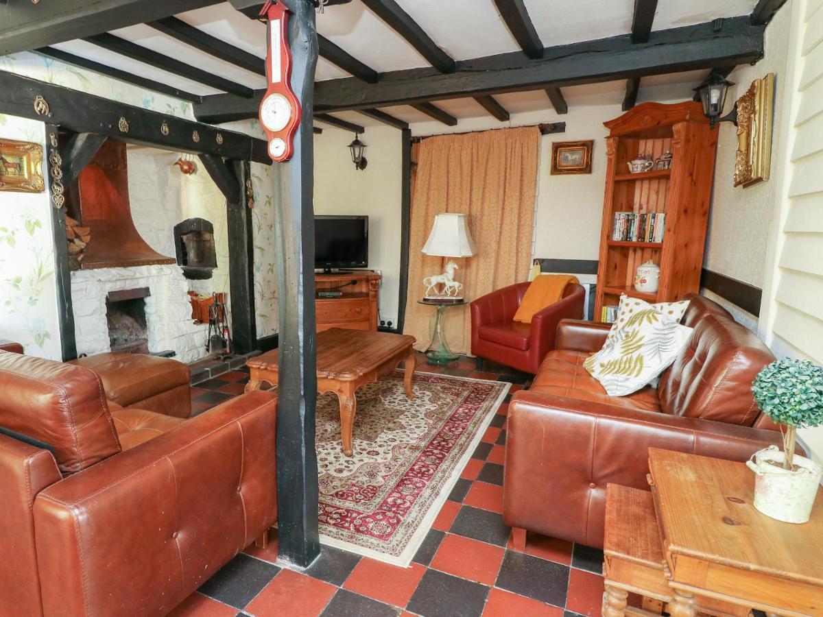Park House Villa Llandrindod Wells Exteriör bild