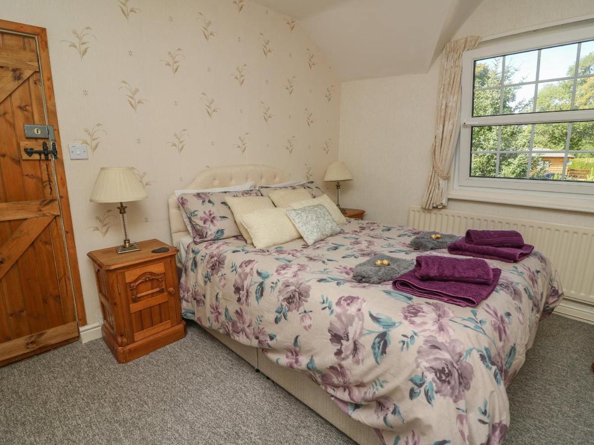 Park House Villa Llandrindod Wells Exteriör bild
