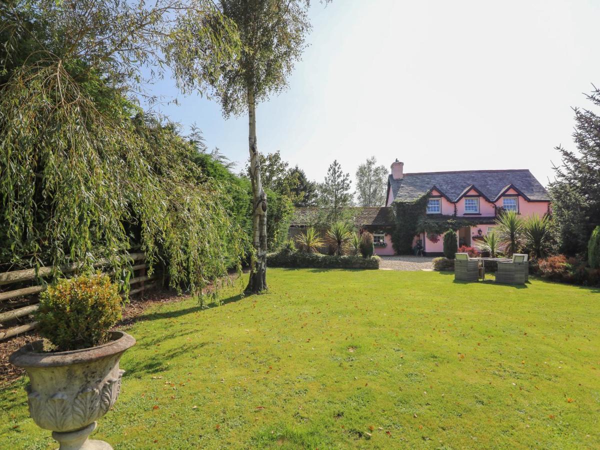 Park House Villa Llandrindod Wells Exteriör bild